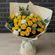 Букет цветов из:  Розы в Русском