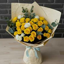 Букет цветов из:  Розы в Русском