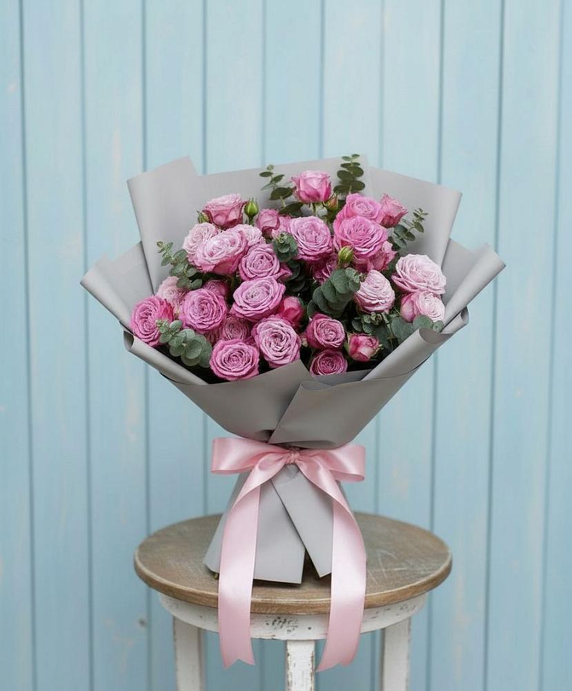 Букет цветов из: Розы в Русском