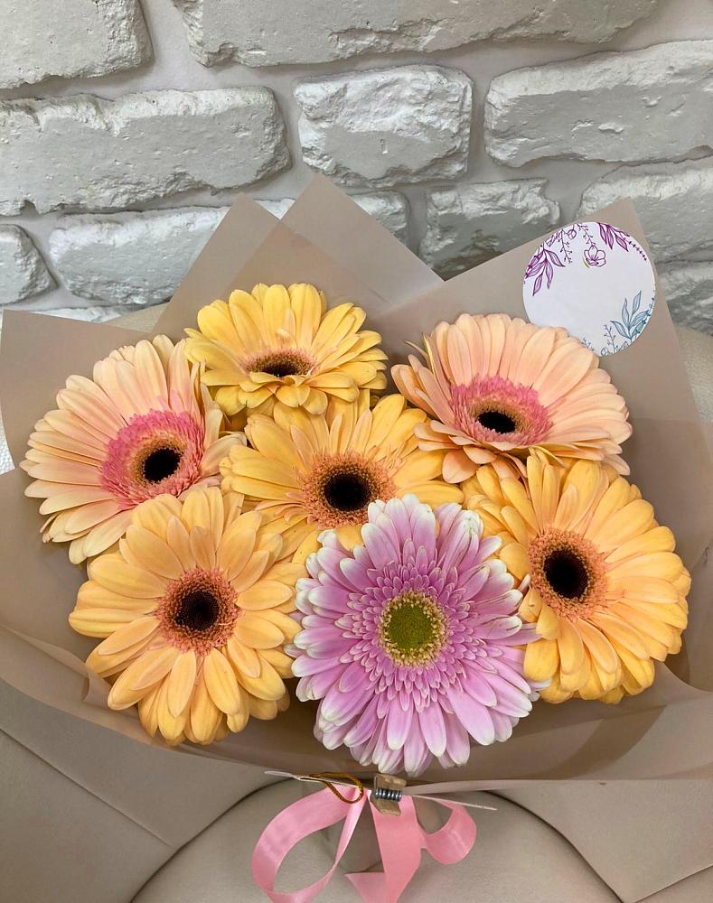 Букет цветов из: Герберы в Русском