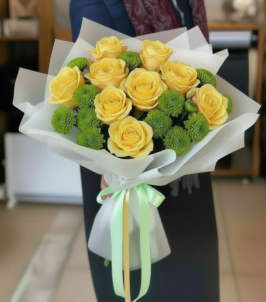 Букет цветов из: Хризантемы и Розы в Русском