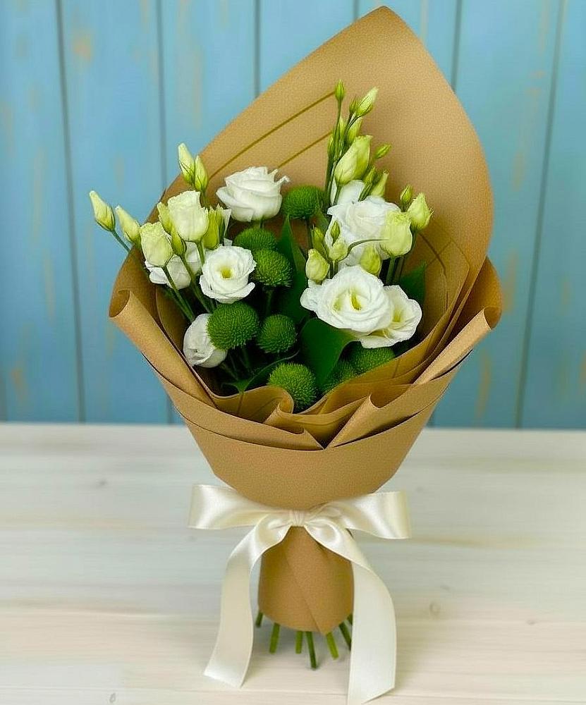 Букет цветов из: Хризантемы и Лизиантусы в Русском