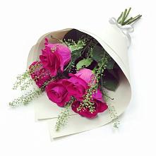 Букет цветов из:  Розы #REPLACE_PRED# Русском