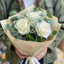 Букет цветов из:  Розы #REPLACE_PRED# Русском