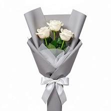 Букет 3 белые розы в Русском
