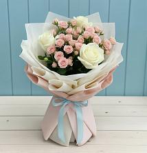 Букет цветов из:  Розы в Русском