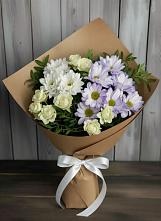 Букет цветов из:  Хризантемы и Розы в Русском