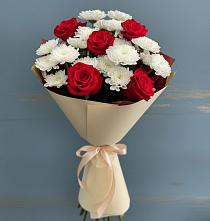 Букет цветов из:  Розы и Хризантемы в Русском
