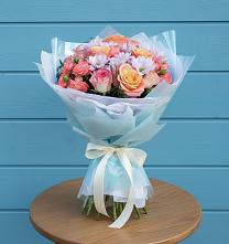 Букет цветов из:  Хризантемы и Розы в Русском