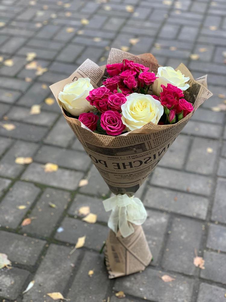 Букет цветов из: Розы в Русском