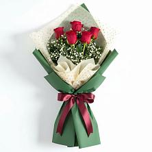 Букет цветов из:  Розы в Русском
