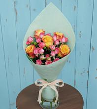 Букет цветов из:  Розы в Русском