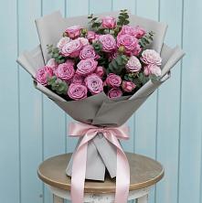Букет цветов из:  Розы в Русском